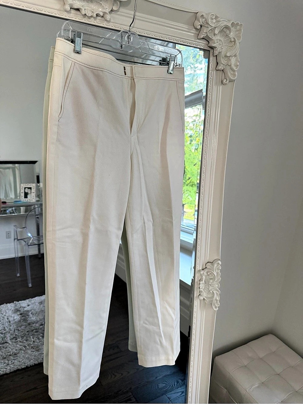 Massimo Dutti Straight Leg Pants in White Size 38 Like New